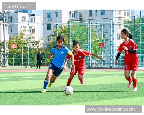 中国城市足球联赛新篇章开启各地球队齐聚展现青春风采与竞技魅力